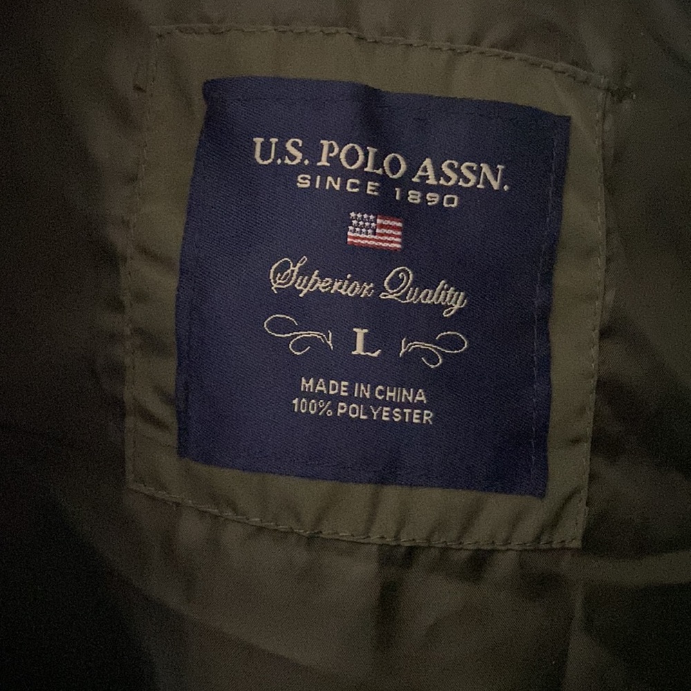 Vest - Picture 5 of 7